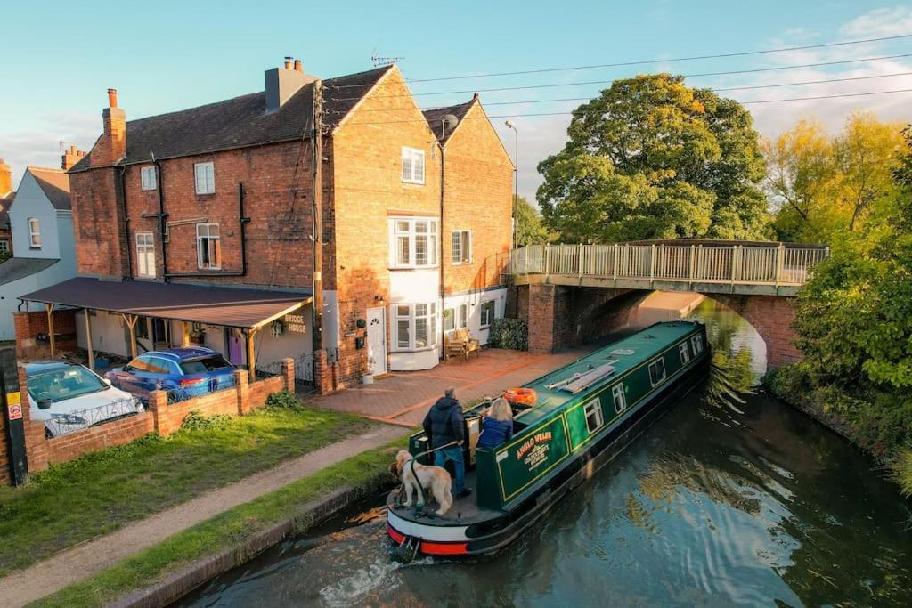 Hidden Gem Canal Facing Retreat With Lovely Walks Hopwas المظهر الخارجي الصورة