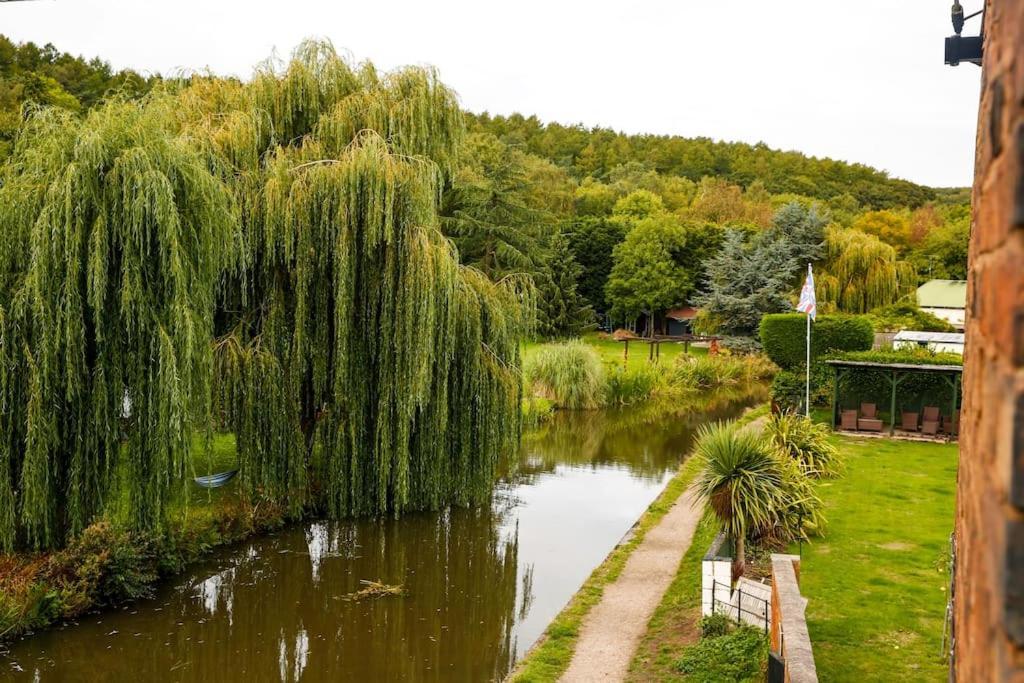 Hidden Gem Canal Facing Retreat With Lovely Walks Hopwas المظهر الخارجي الصورة