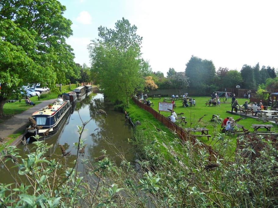 Hidden Gem Canal Facing Retreat With Lovely Walks Hopwas المظهر الخارجي الصورة