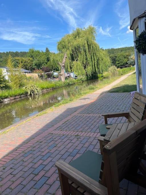 Hidden Gem Canal Facing Retreat With Lovely Walks Hopwas المظهر الخارجي الصورة